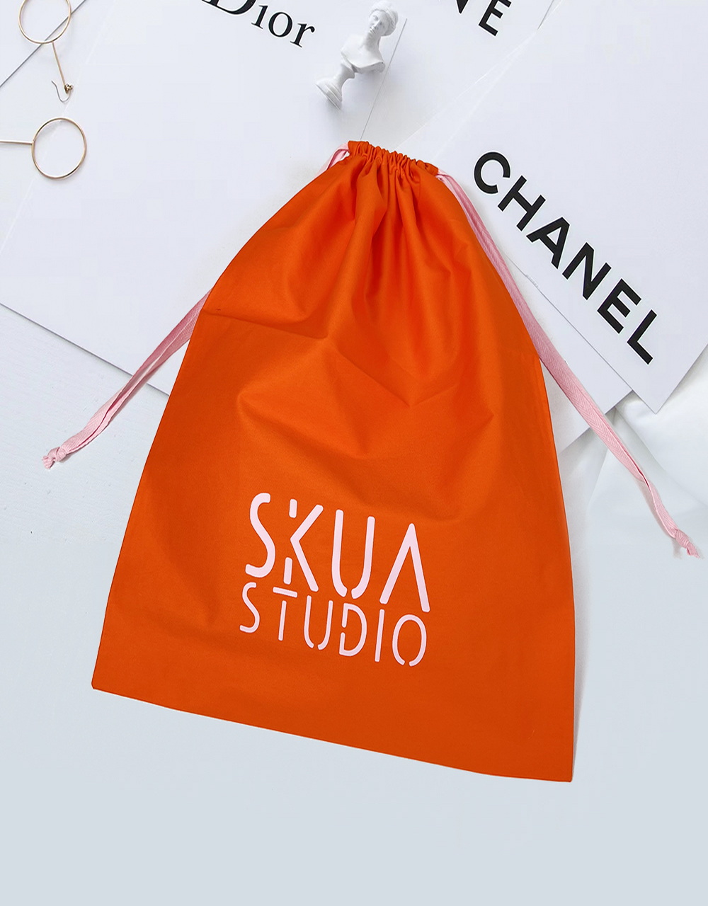 drawstring bag